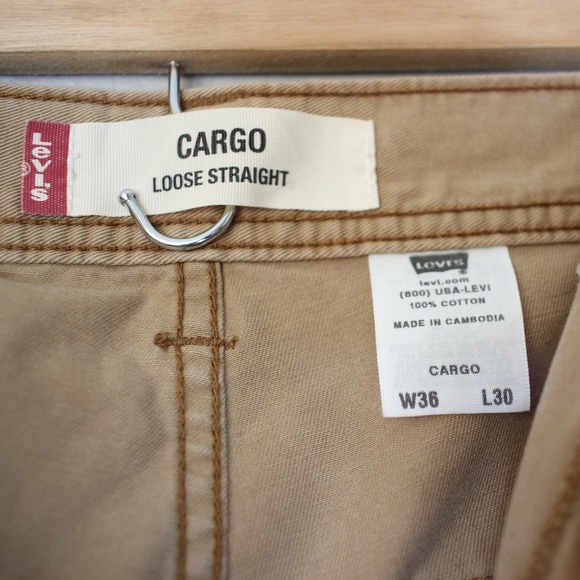 Levis Vintage Cargo Pants SOLD - Picture 3 of 9